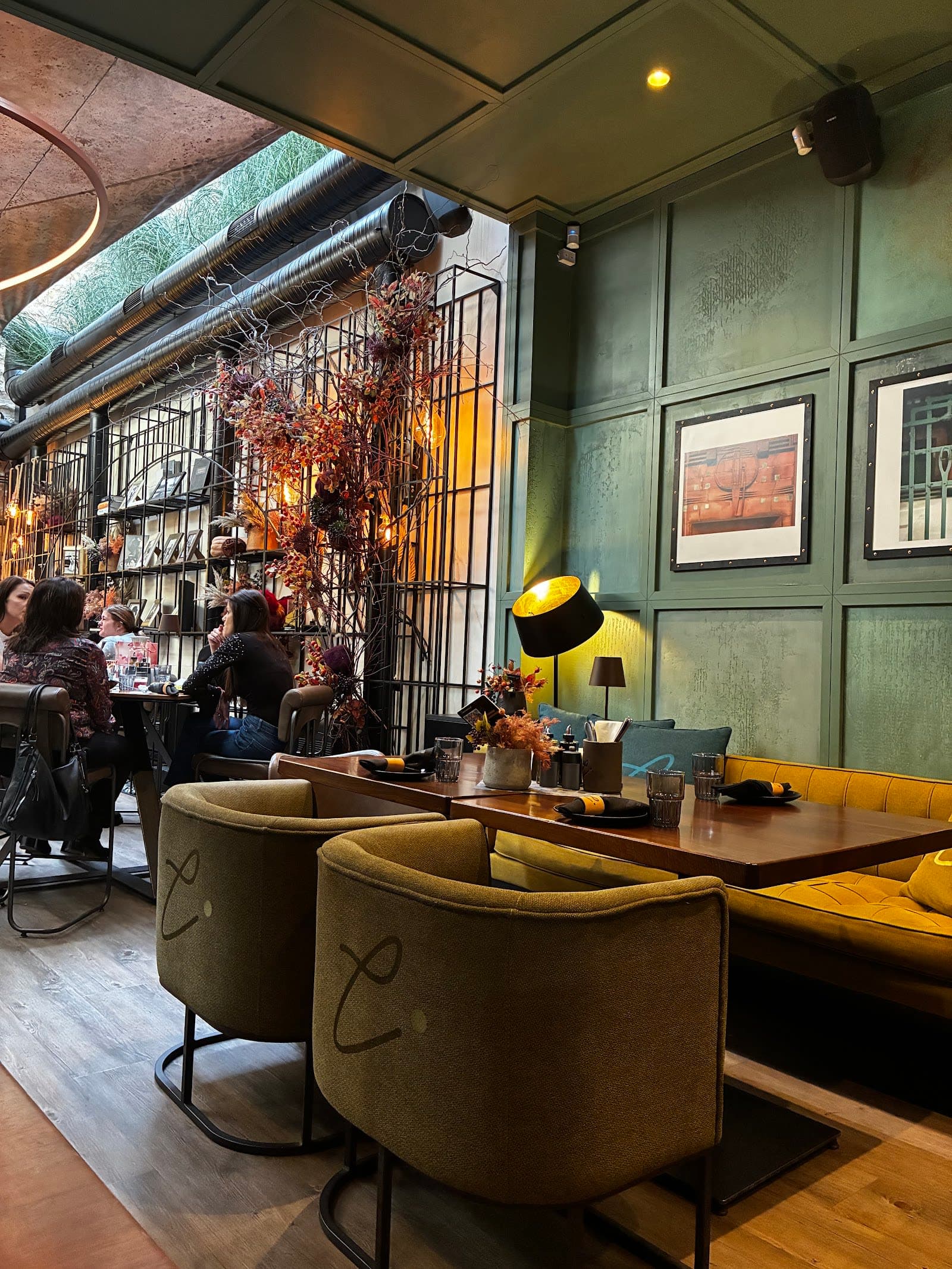 Constantinoff RestoBar 2