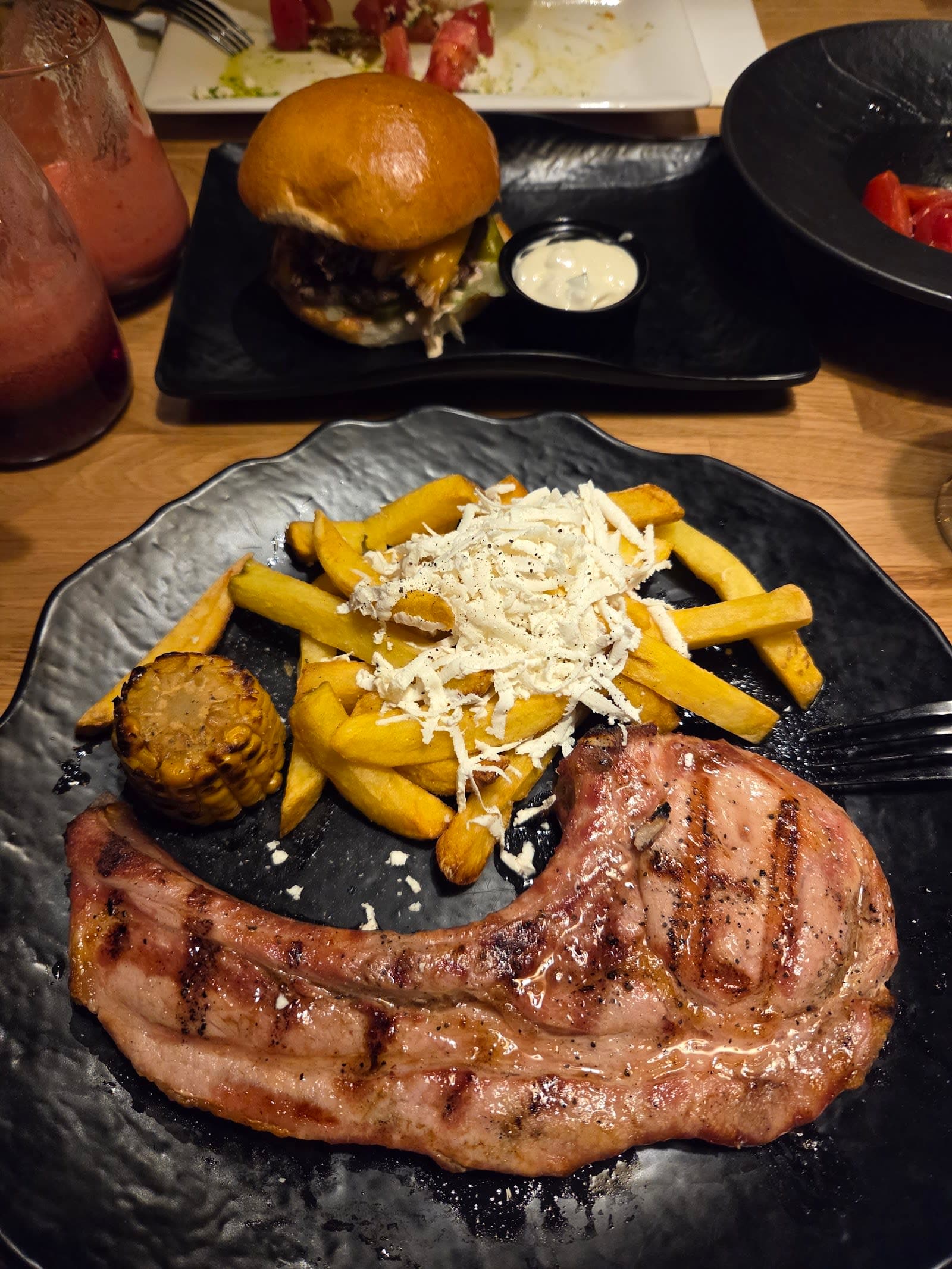 Crystal Burger & Steak 2